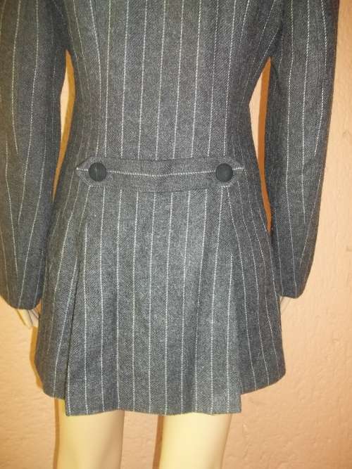 CHARCOAL GREY CHALK STRIPED WINTER SUIT FROM TRUWORTHS - Size 32