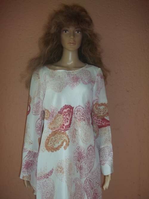 MERIEN HALL CLASSICS ABSTRACT PRINT TUNIC FROM EDGARS - SIZE 38
