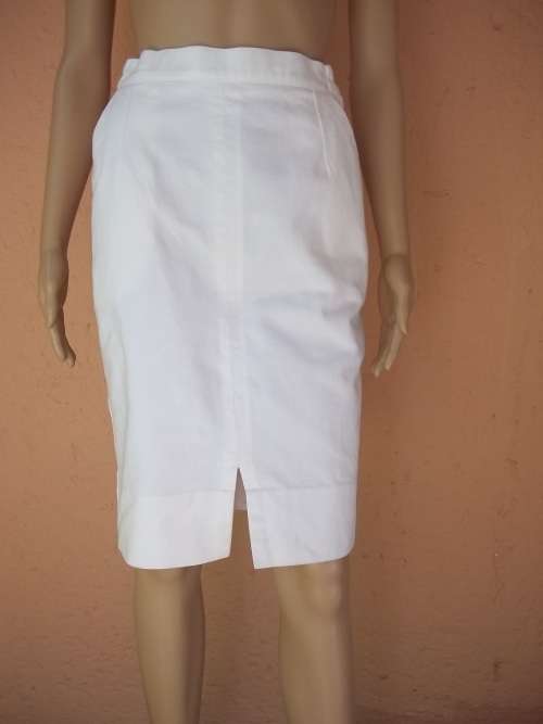 STUNNING WHITE SAFFRON SUIT WITH RHINESTONES -  SIZE 34