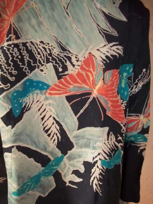 CITRON SANTA MONICA 100% SILK - ELEGANT, UNIQUE AND TIMELESS - SHIRT WITH CAMI - Size MEDIUM