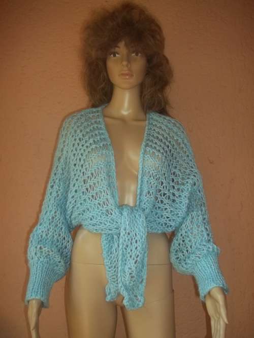 ***SUMMER SALE*** BLUE VERSATILE HAND KNITTED SHRUG - Size 34