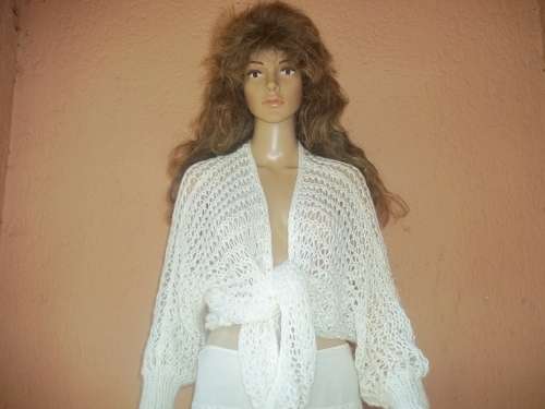 ***SUMMER SALE*** WHITE VERSATILE HAND KNITTED SHRUG - Size 34