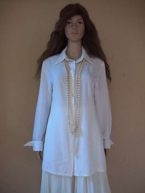 ELEGANT WINTER WHITE FINNIGANS LONG LINE BLOUSE / SHIRT FROM TRUWORTHS - Size !2 (36)