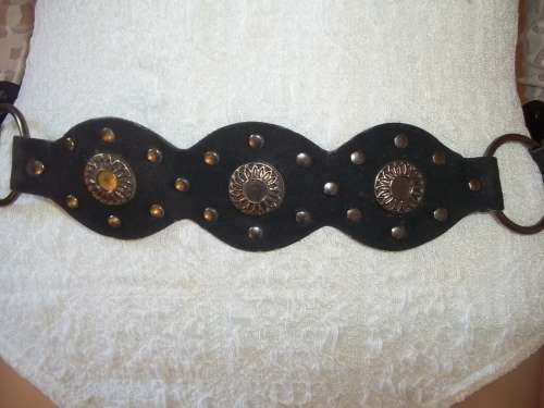 ***SUMMER SALE*** BLACK FAUX LEATHER REVERSIBLE BELT WITH STUDS - SIZE - MEDIUM