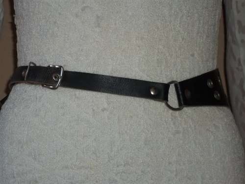 ***SUMMER SALE*** BLACK LEATHER VINTAGE HIPSTER BELT WITH STUDS - SIZE - MEDIUM