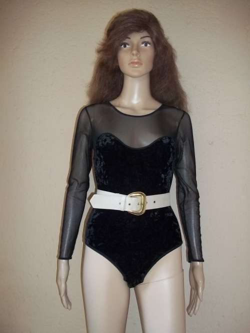 ***SUMMER SALE*** BEIGE FABRIC BELT - SIZE SMALL