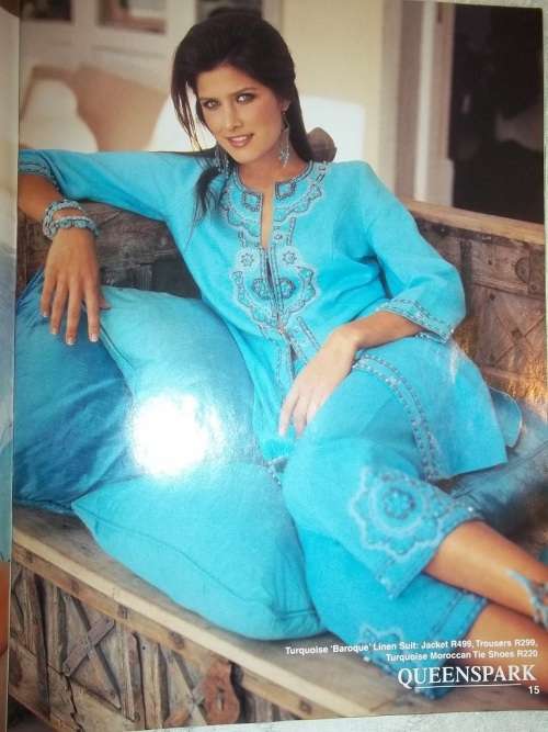 MAGNIFICENT TURQUOISE BEADED BAROQUE LINEN TUNIC FROM QUEENSPARK - SIZE 38