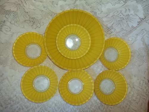 YELLOW VINTAGE DESERT BOWLS  - ONE LARGE AND SIX SMALL