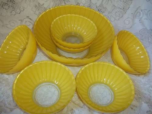 YELLOW VINTAGE DESERT BOWLS  - ONE LARGE AND SIX SMALL