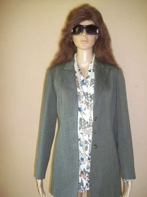 NEW CONDITION MISS CASSIDY VINTAGE FAWN PURE NEW WOOL PANTSUIT - SIZE 34 ( 10 )