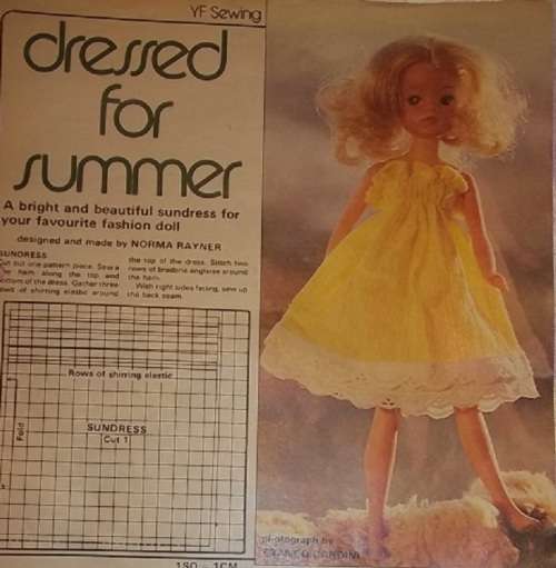 DRESSED FOR SUMMER - DESIGNED FOR 30 cm SINDY VINTAGE FASHION DOLL / BARBIE ADJUSTMENT
