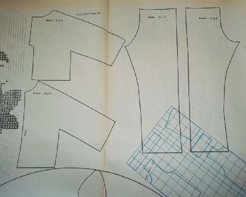 MAKING TRACKS - FOR 30 cm SINDY VINTAGE FASHION DOLL- TRENDY TRACK SUIT PATTERN - BARBIE ADJUSTMENT