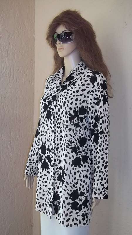 RAOUL ELEGANT BEIGE LONG ABSTRACT PRINT BLOUSE / SHIRT FROM STUTTAFORDS - Size 34