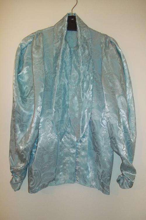 Satin Blouse from Dodos Dynasty Collection - Size 32