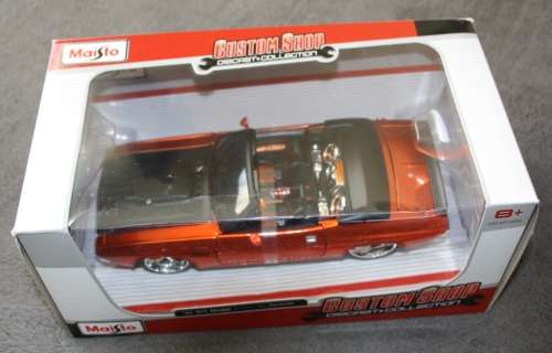 Maisto 1:24 Scale - Dodge Challenger RT Convertible Custom Rod!!