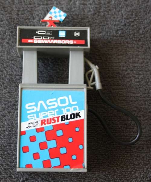 SASOL 1:18 Scale - Vintage and Rare Fuel Pump! from the 1980's in Excellent Condition