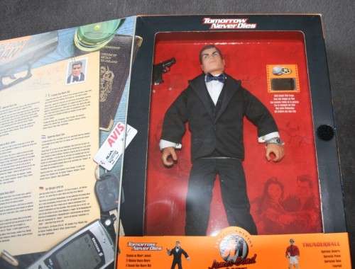 JAMES BOND 007 "12 Inch" Pierce Brosnan in TOMORROW NEVER DIES *RARE Limted Edition* ACTION MAN