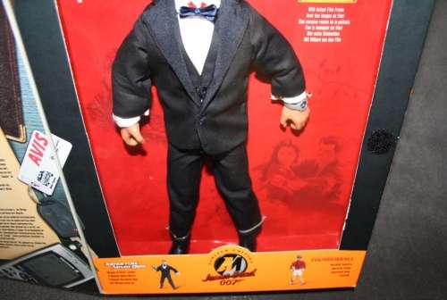 JAMES BOND 007 "12 Inch" Pierce Brosnan in TOMORROW NEVER DIES *RARE Limted Edition* ACTION MAN