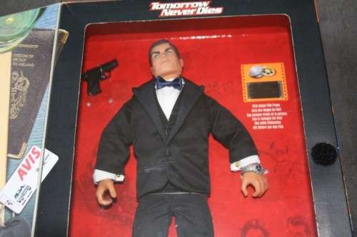 JAMES BOND 007 "12 Inch" Pierce Brosnan in TOMORROW NEVER DIES *RARE Limted Edition* ACTION MAN