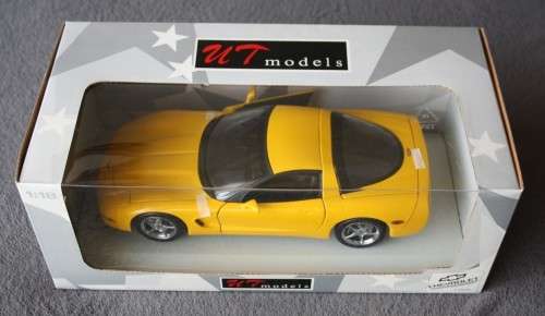 UT Models 1:18 Scale - Chevrolet Corvette C5