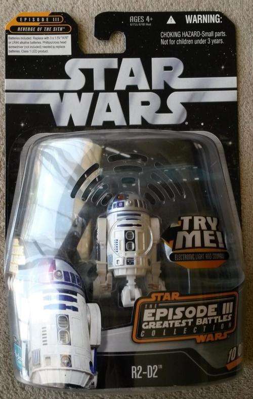 Star Wars 3 3/4" SAGA Collection - R2-D2 (Electronic Light and Sounds) - Action Figure (by Hasbro)