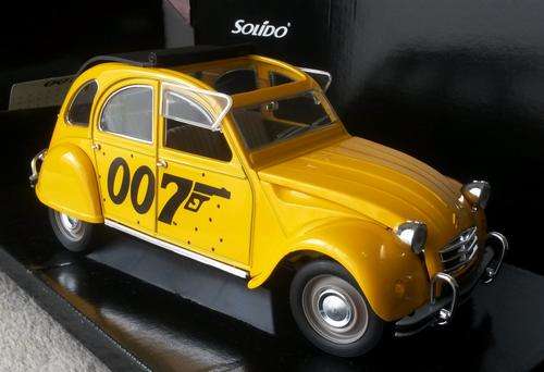 Solido JAMES BOND 007 1:18 Scale - Citroen C2V *For Your Eyes Only*