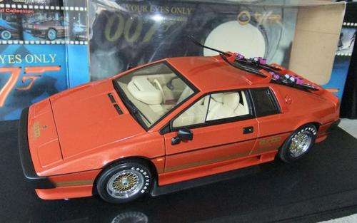 AutoArt JAMES BOND 007 1:18 Scale - LOTUS ESPRIT TURBO *For Your Eyes Only* VERY RARE!!