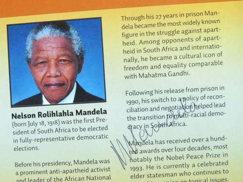 RARE SIGNED MANDELA R5 COINSET
