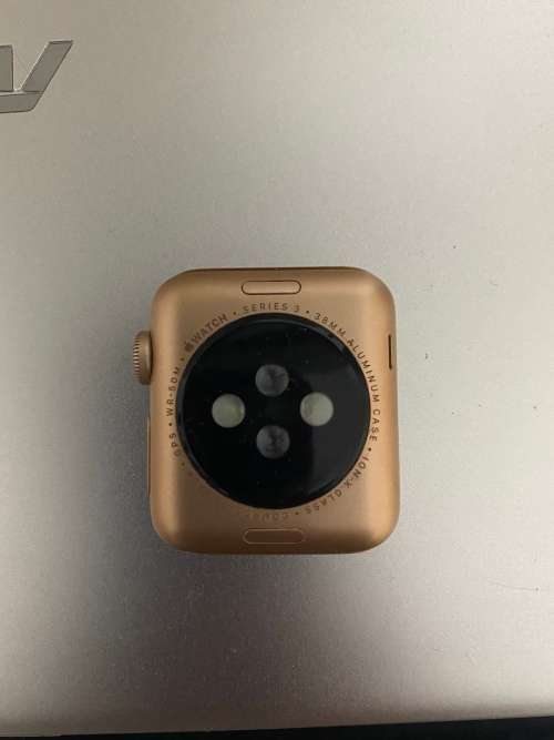 Apple Watch Series 3 38mm READ DESCRIPTION