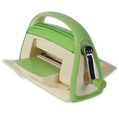 Cuttlebug Machine v2 with free C Plate & Cutting die valued @ R100