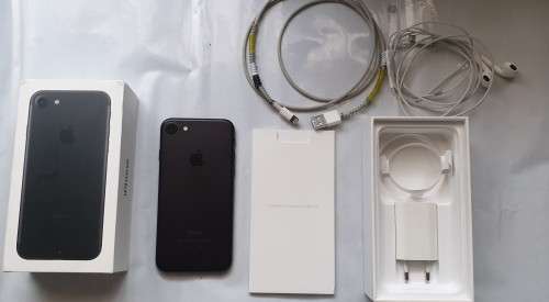 IPHONE 7 32GB MATTE BLACK **GREAT CONDITION