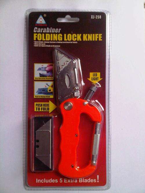 3 ON AUCTION!!!Carabiner Folding Lock Knife with 5 Spare Blades and led light