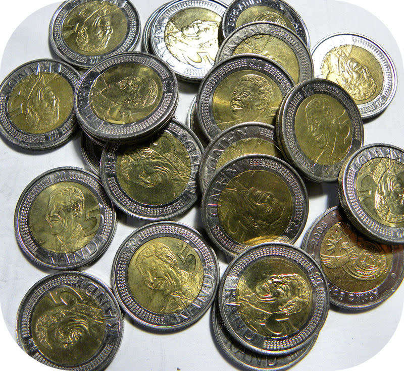 Lustrous Nickel RSA 2008 lot. 24 Mandela 90th Birthday R5 coins in A/UNC!  Bid per coin.