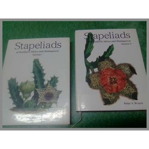 Stapeliads of Southern Africa & Madagascar Vol 1 & 2