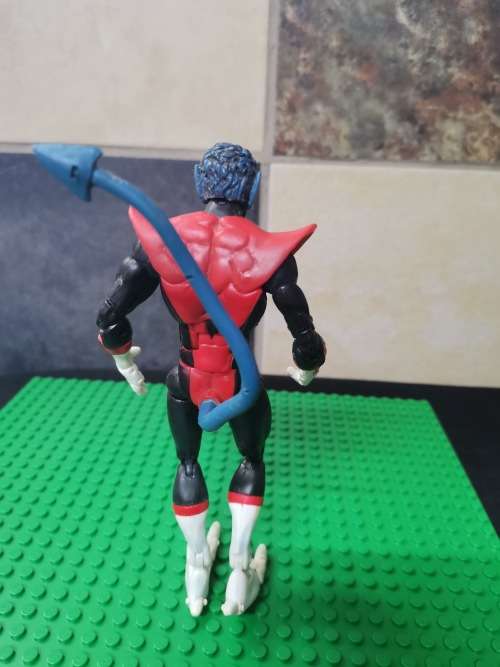 2005 TOY BIZ MARVEL LEGENDS GALACTUS SERIES X-MEN NIGHTCRAWLER ACTION FIGURE