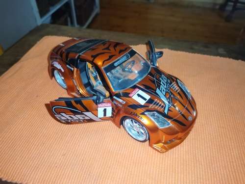 Nissan Z  Jada Toys Scale 1/18