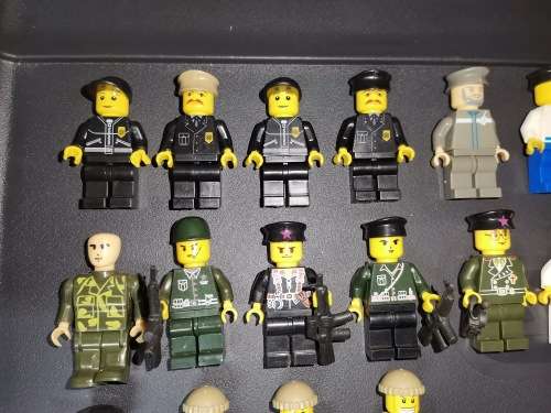 Lego mini figures