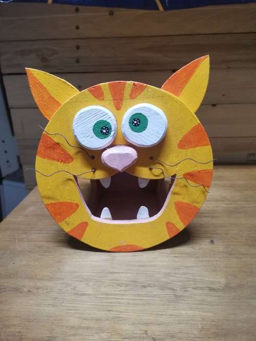 Smiling Orange Cat Bird Feeder