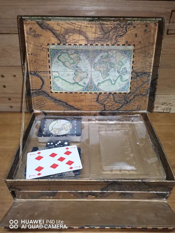 Vintage Cards and Dice Gift Set N.A,C Bathe