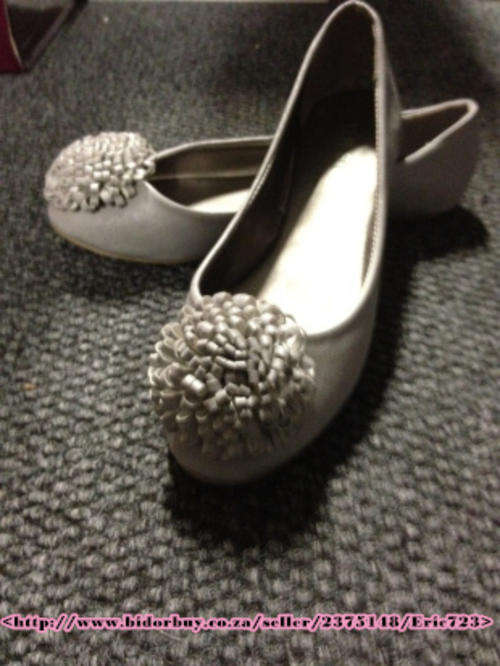 Winter Sale! Suede Pumps in Grey women shoe