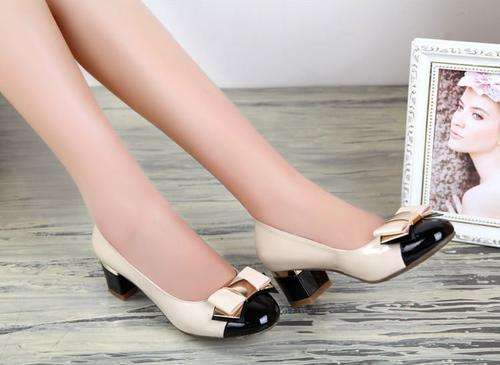 *Office Lady* Patent Heel in Black /Beige Size 2-6