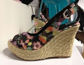 ***Sale***! Short in Sizes, Limited Stock Wedge Heel Sandal with Buckle in Pink / Black Size 3-8