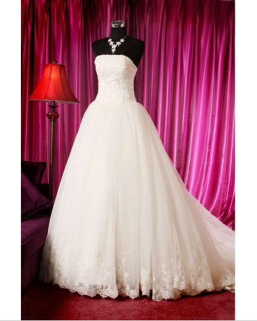 **Crazy Special** Gorgeous Strapless Lace Bridal Gown with Long Tail Wedding Dress