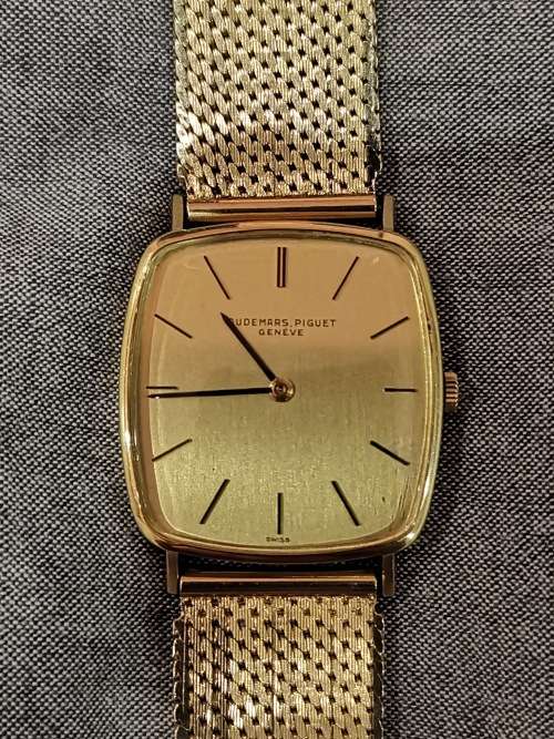 AUDEMARS PIGUET Geneve Solid Gold Watch
