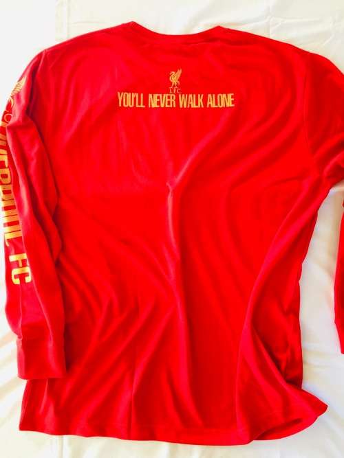 Liverpool FC Longsleeve T-shirt YNWA Red Large / XLarge