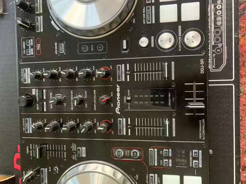 Pioneer DJ DJ Controller, Black (DDJSR)