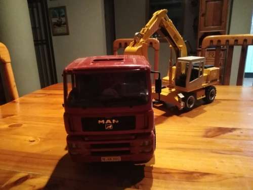 Tipper and Excavator