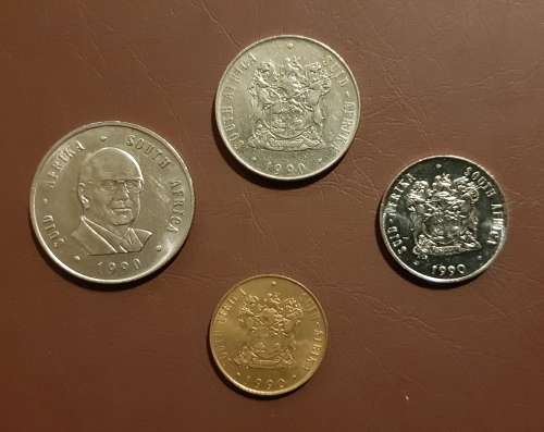 1990 R1, 50c, 20c & 2c Not All Found in UNC or Proof sets. 17 Sets available. Bid per set.