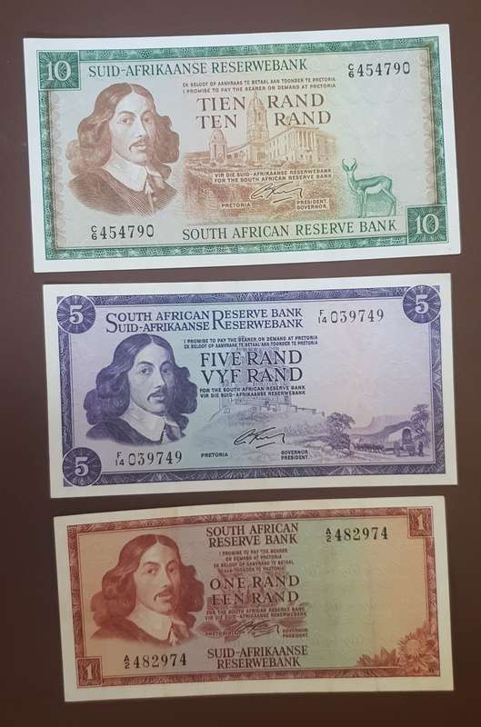 Set of G Rissik notes.   Collectable .