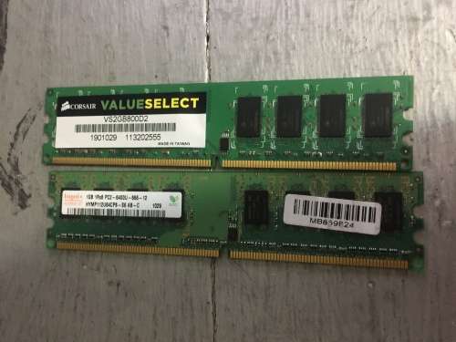 Corsair 2gb Ram +  Hynix 1gb Ram
